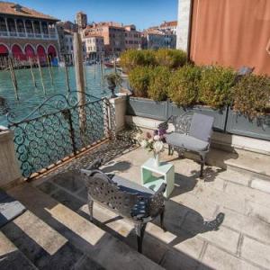 Grimaldi Apartments Hermitage Canal Grande view Venice