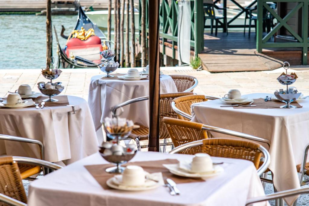 Antiche Figure Hotel - image 7