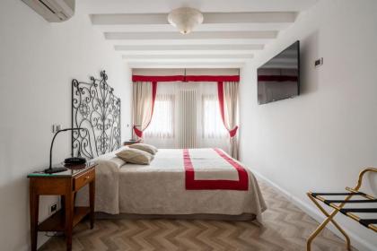 Hotel Antigo Trovatore - image 1