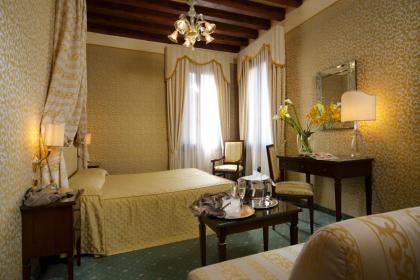 Hotel Ca' D'Oro - image 26