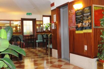 Hotel Diana - image 16