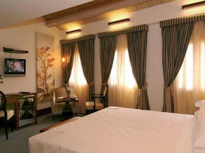 Hotel Dei Dragomanni - image 14