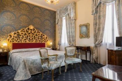 Hotel Giorgione - image 16