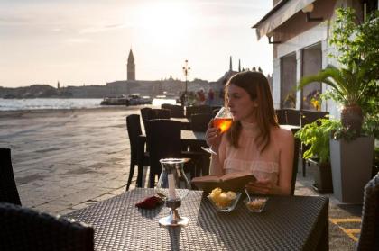 Hotel Bucintoro - image 1