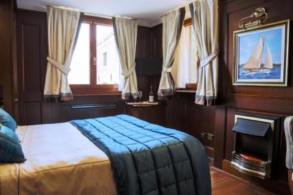 Hotel Bucintoro - image 12