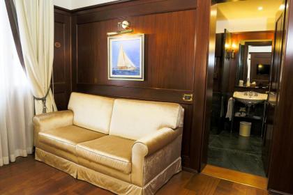 Hotel Bucintoro - image 17