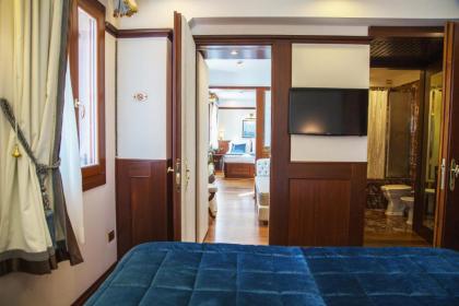 Hotel Bucintoro - image 19