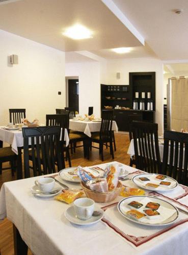 Hotel Mary - image 3