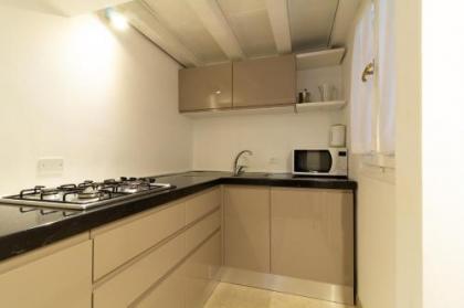 Veneziacentopercento Apartments & Rooms - image 16