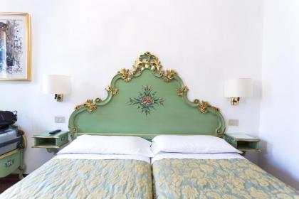 Hotel Serenissima - image 5