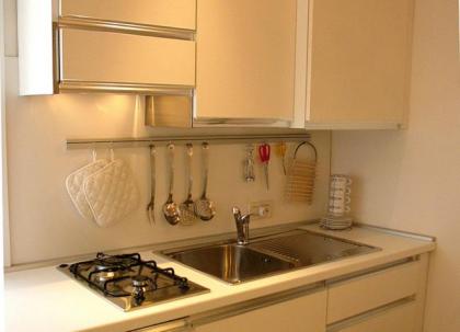 Venetian Apartments - image 28