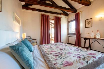 Palazzo Gradenigo - image 26