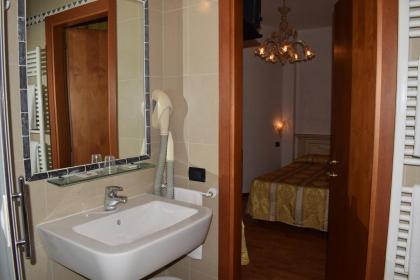 Albergo Basilea - image 26