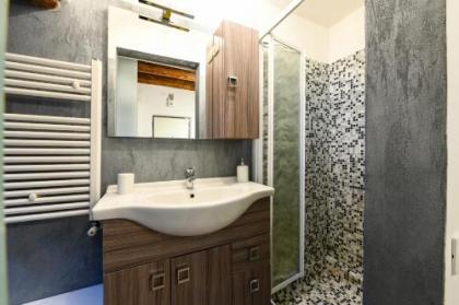 La Perla - image 5