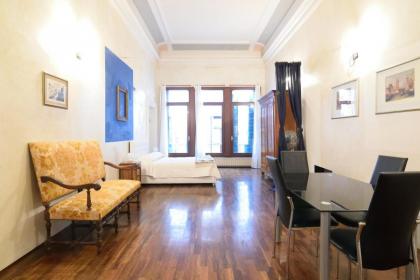 Santa Marina Studio - image 23