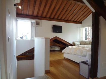 Biennale Apartment - image 16