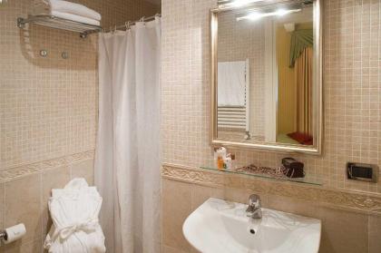 Easy Hostel Venice - image 15