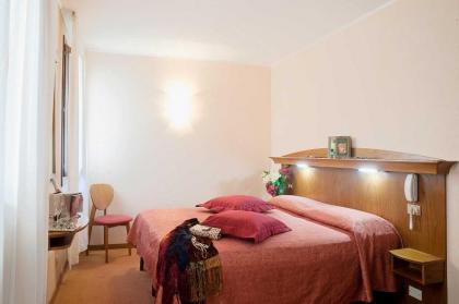 Easy Hostel Venice - image 17
