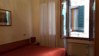 rialto1082 - image 4