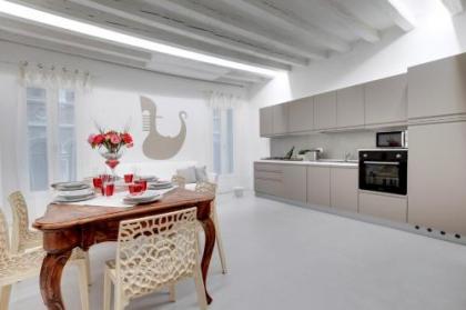 Bacchus Venice Residence - image 11