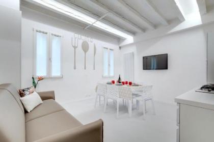 Bacchus Venice Residence - image 16