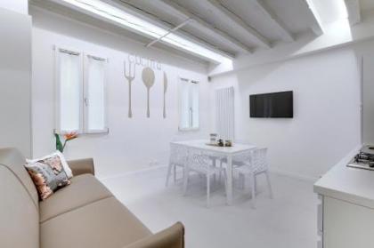 Bacchus Venice Residence - image 18