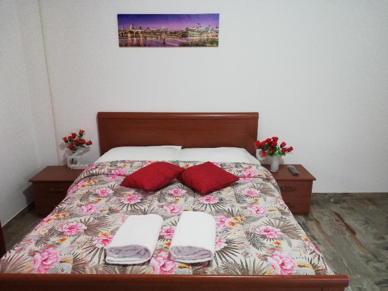 Venice Holiday - main image