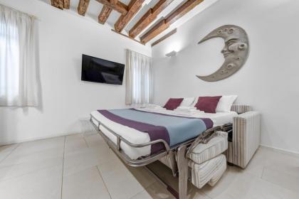 Accademia Palace Venice By Casa da Suite - image 27