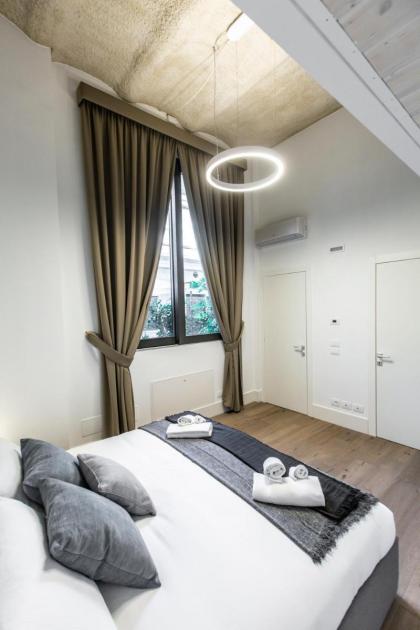 Elegant Fornasa Vecia canal view with a beautiful garden R&R - image 27