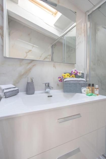 Venice Luxury Terrace View of San Marco - image 26