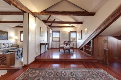 CA' GIULIA APARTMENT VENICE - image 15