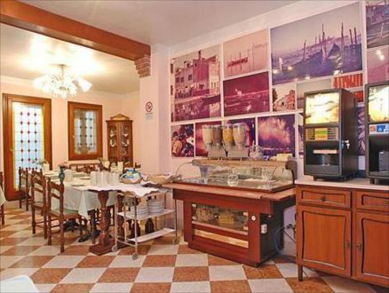 Hotel Fontana - main image