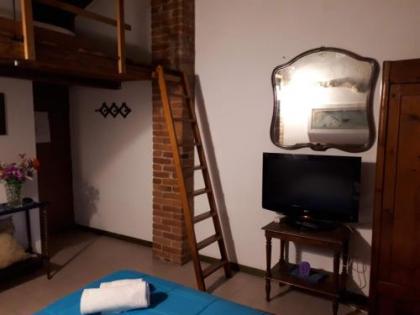 Beautiful room - image 11
