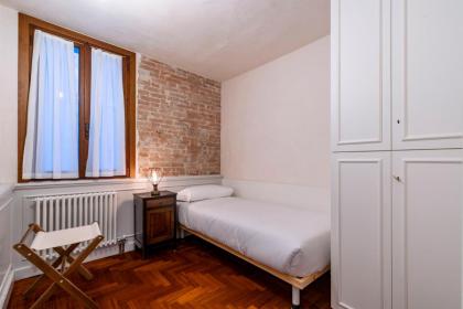 San Silvestro House - image 21
