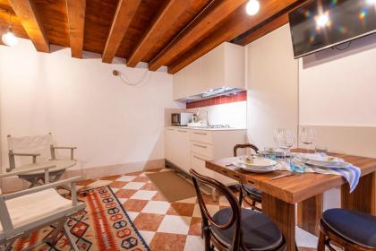 San Silvestro House - image 22