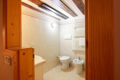 Fortuny3967 Suites & Wine - image 13