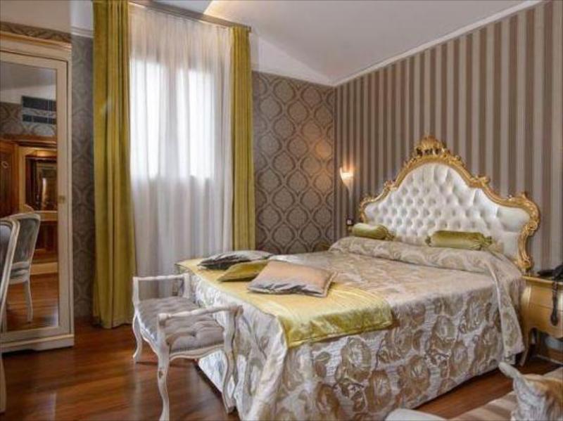 Hotel Santa Marina - image 5