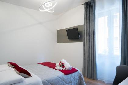 Venice Rooms - image 30