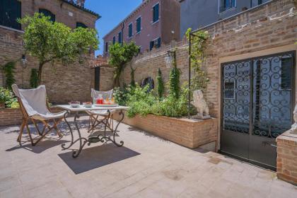 Ca' Minore Secret Garden - image 21