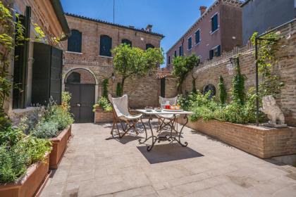 Ca' Minore Secret Garden - image 25