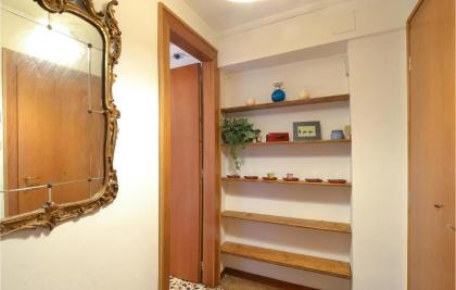 Nice apartment in Venezia with 2 Bedrooms and WiFi - image 24