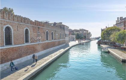 Stunning apartment in Venezia with 2 Bedrooms and WiFi - image 28