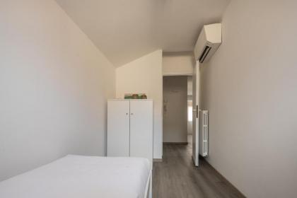 Bright Apartment On Venetian Roofs R&R - image 23