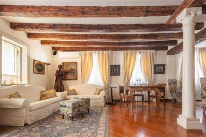 Garden Mansion with Private Mooring R&R - image 28