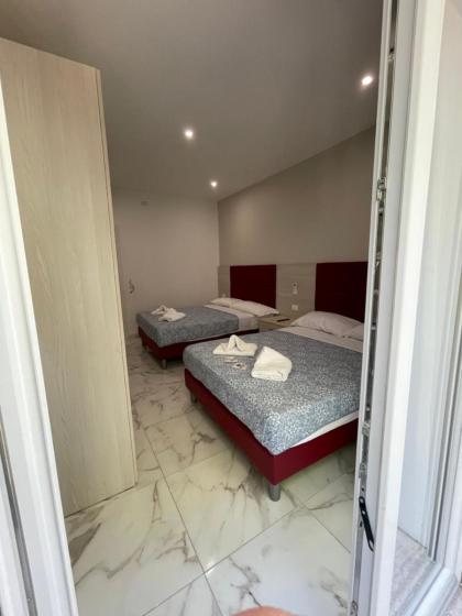 Hotel Hub Venice - image 29
