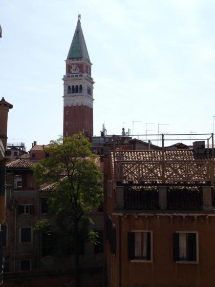 Al pozzo dei Scoacamini 100 m from San Marco ground floor - image 23