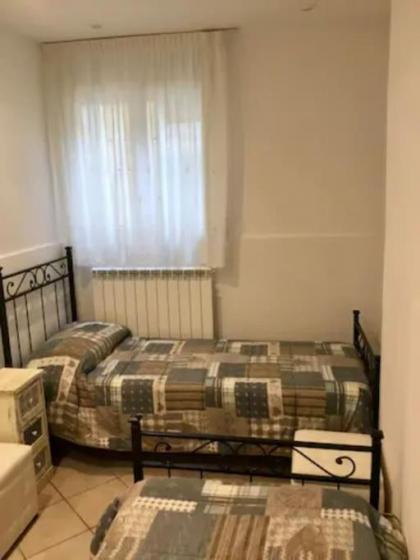 Apartment Close Guglie Bridge - image 21