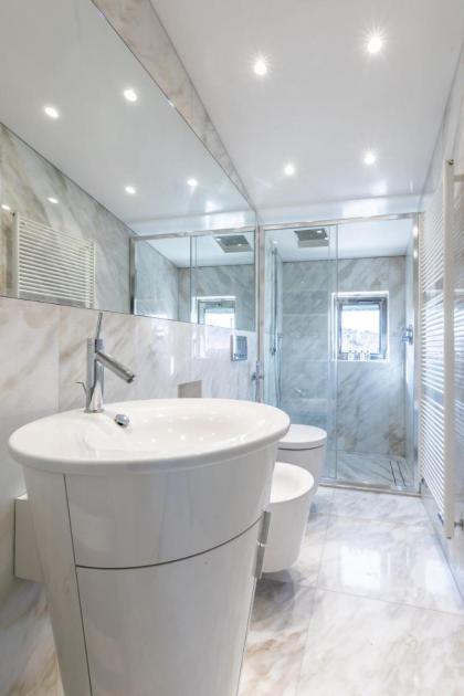 La casa di Hubert De Givenchy - Dimora Italia - image 21