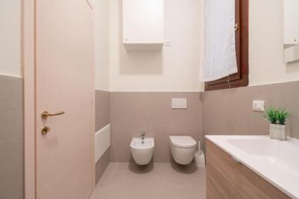 Accademia Charm Apartments by Wonderful Italy - image 27