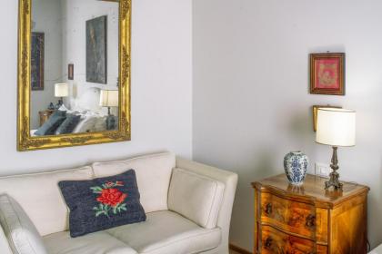 Miracoli Apartment with View on the Canal R&R - image 25